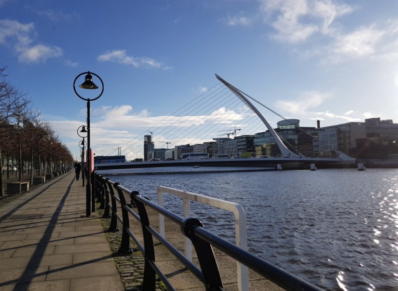 Lugar Samuel Beckett Bridge