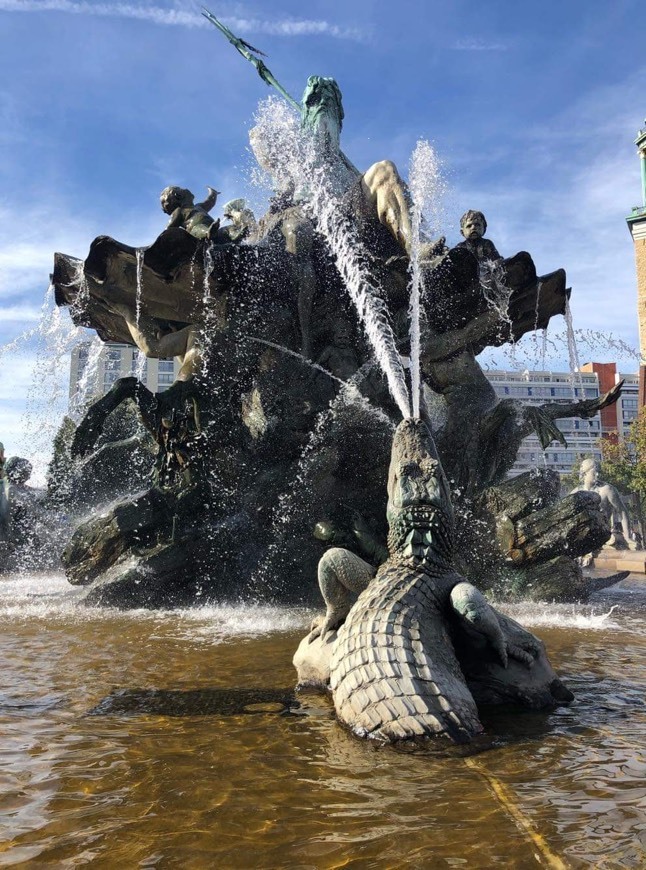 Place Fuente de Neptuno