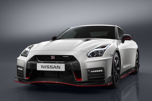 Nissan GT-R