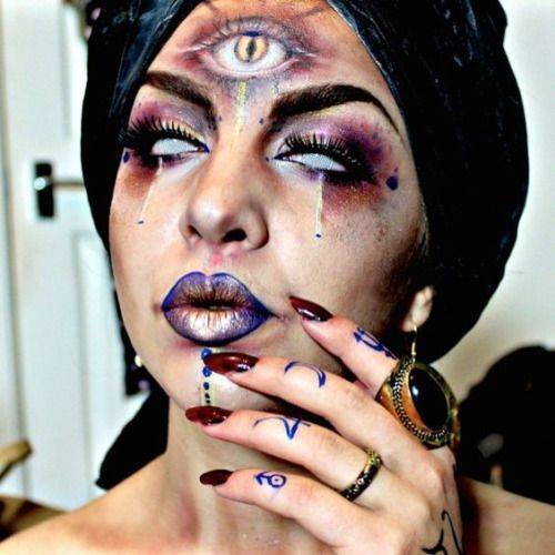 Fashion Psychic makeup