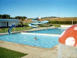 Lugar Piscinas Municipais de Carrazeda de Ansiães