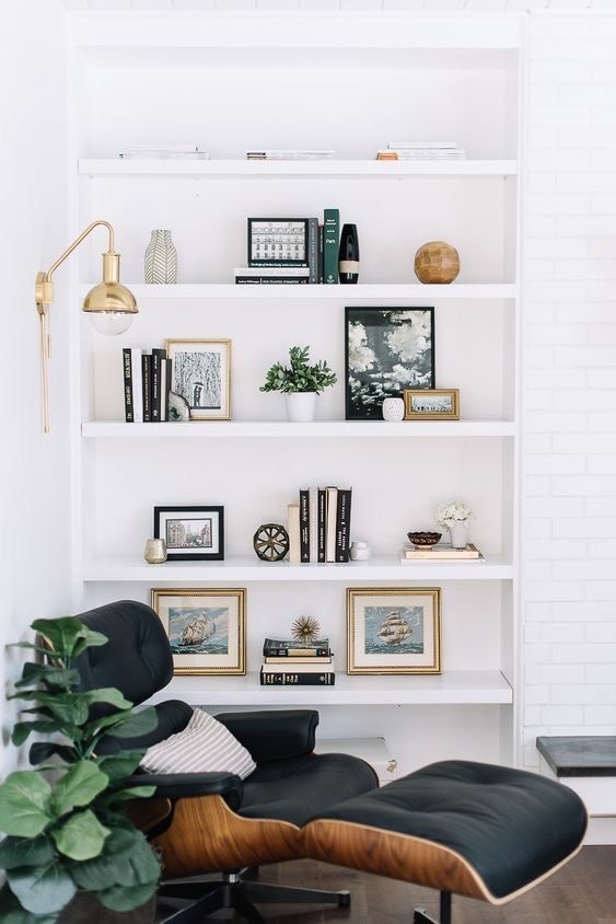 Moda Decor Shelves