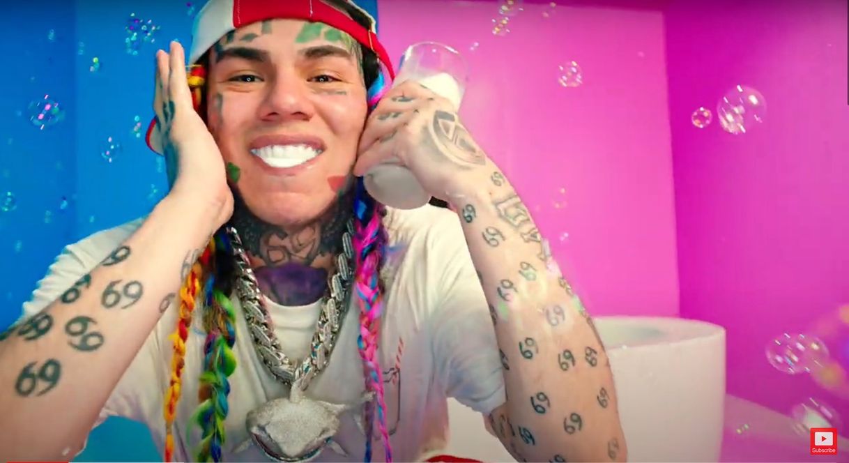 Canción 6IX9INE YAYA