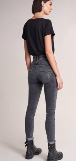 Jeans Push In Secret Glamour skinny preta