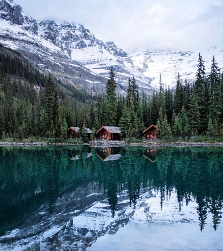 Place Moraine Lake