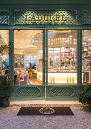 Restaurants Ladurée Lisboa - Fashion Clinic