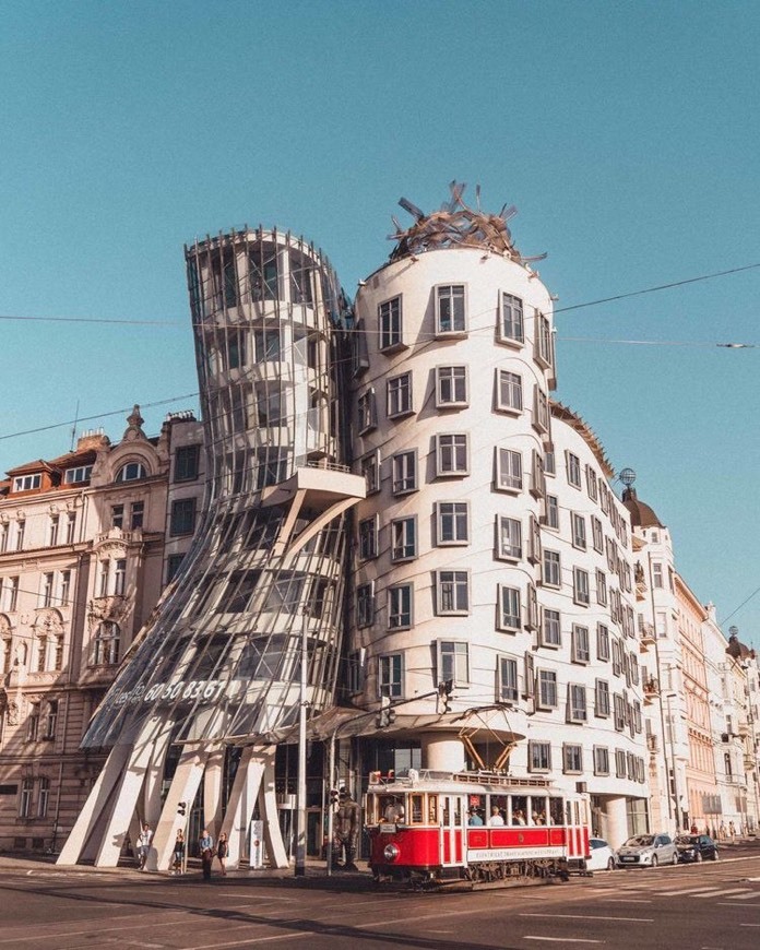 Place Dancing House