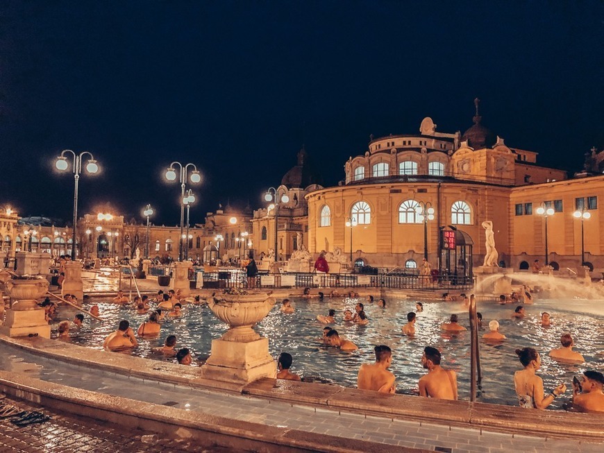 Lugar Széchenyi Thermal Bath