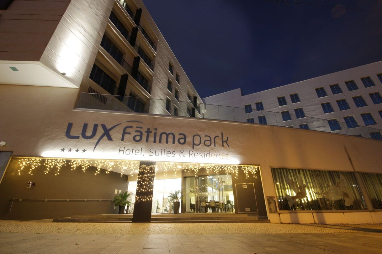 Lugar Hotel Lux Fátima