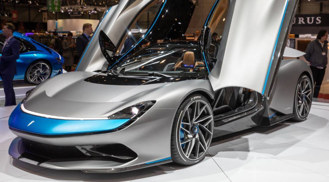Social Pininfarina Battista