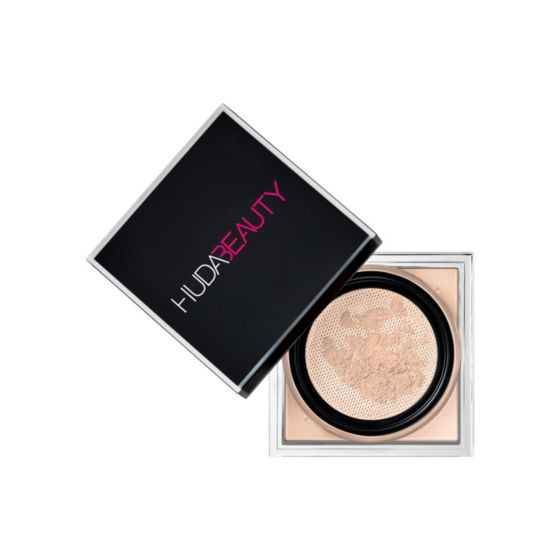 Products Huda Beauty easy bake loose powder 