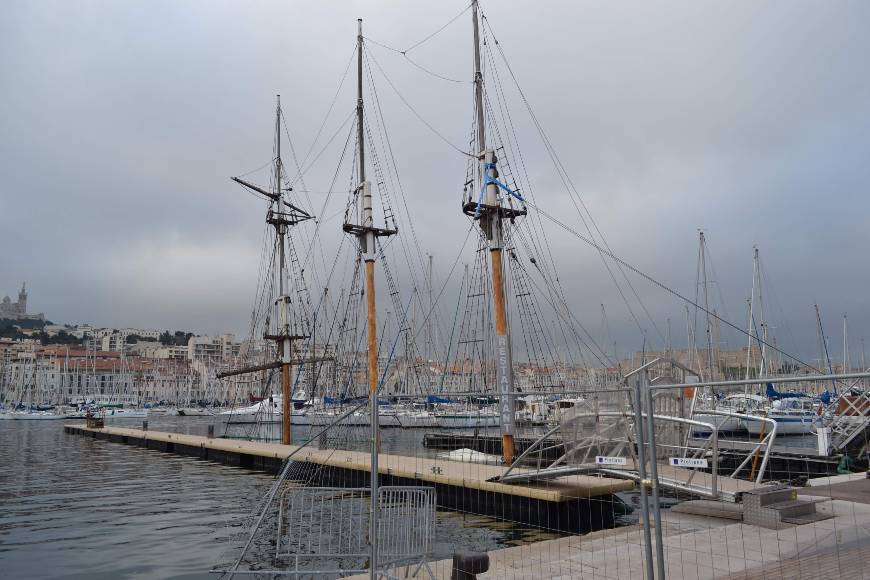 Place Vieux Port à Marseille