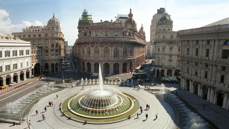 Lugar Piazza De Ferrari