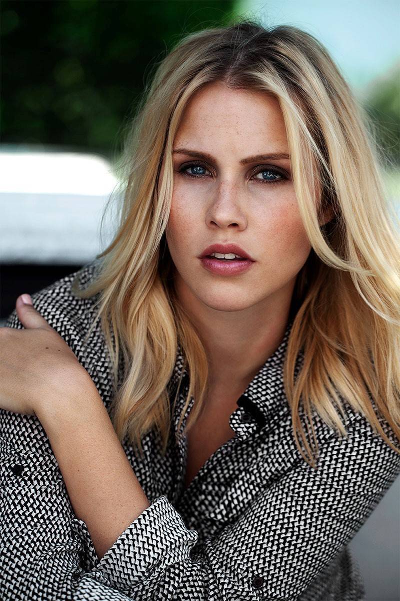 Moda Claire Holt