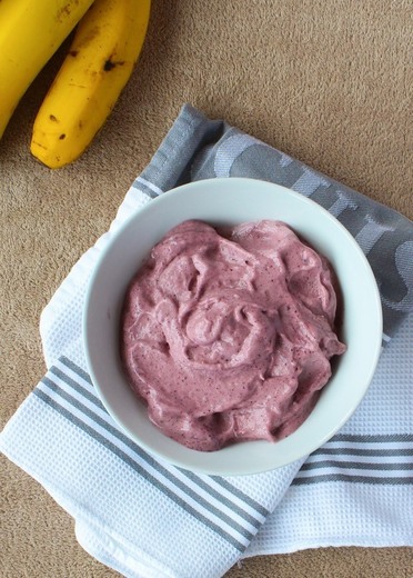 Gelado de banana e açaí