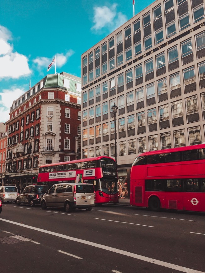 Place Piccadilly Circus