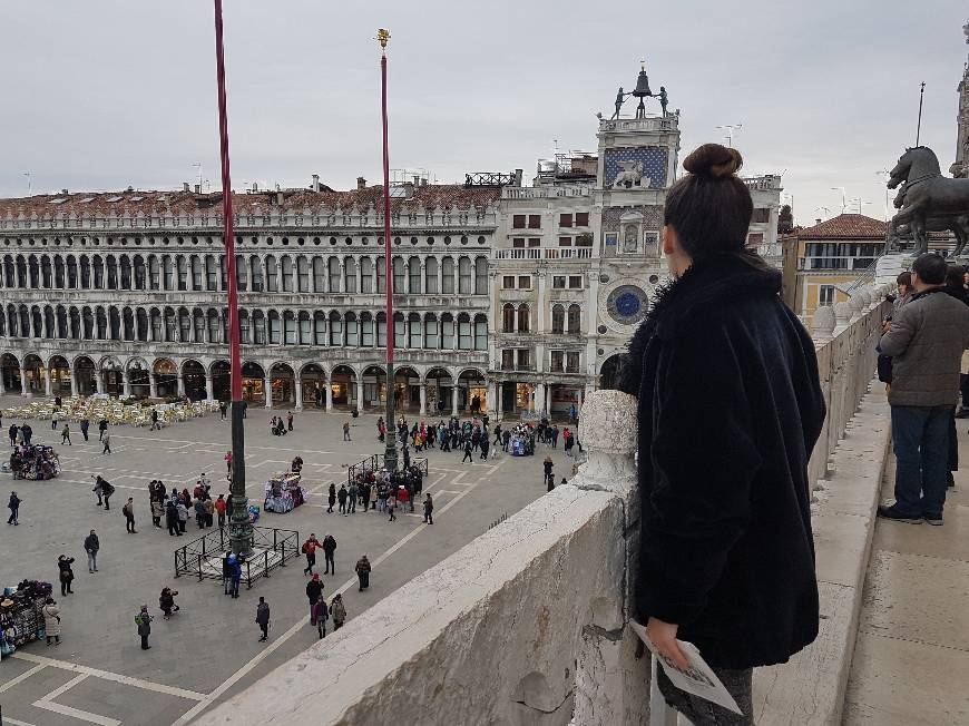 Lugar Piazza San Marco