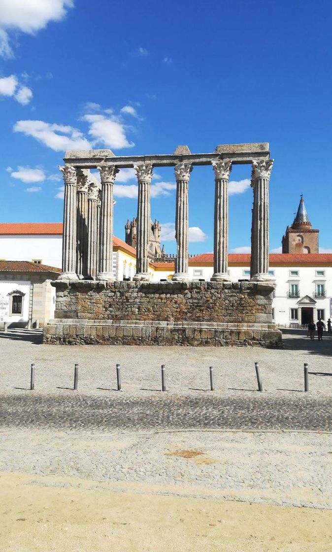 Place Evora