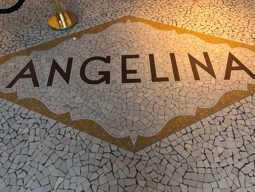 Angelina Paris