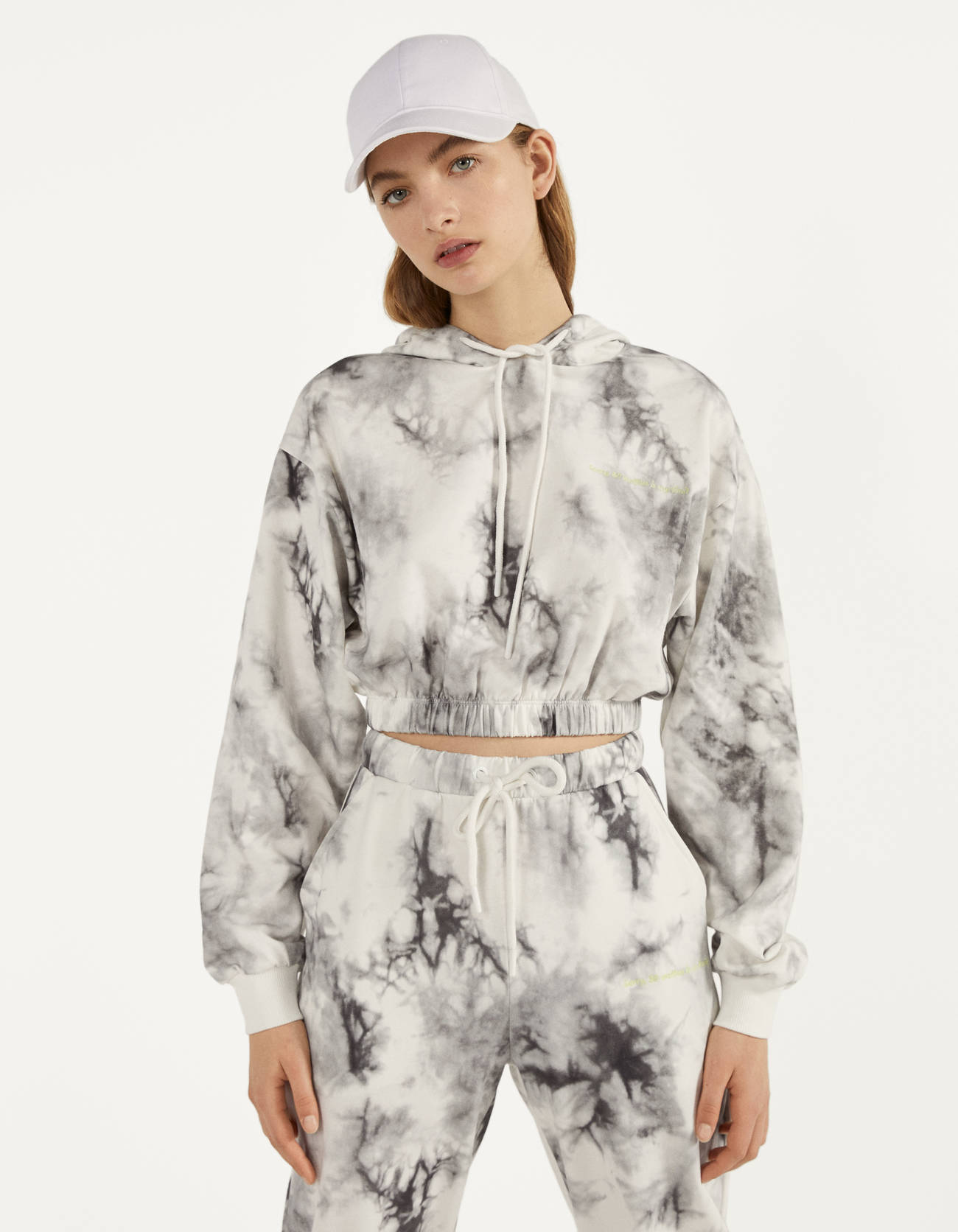 Product bershka sweatshirt tie-dye com capuz