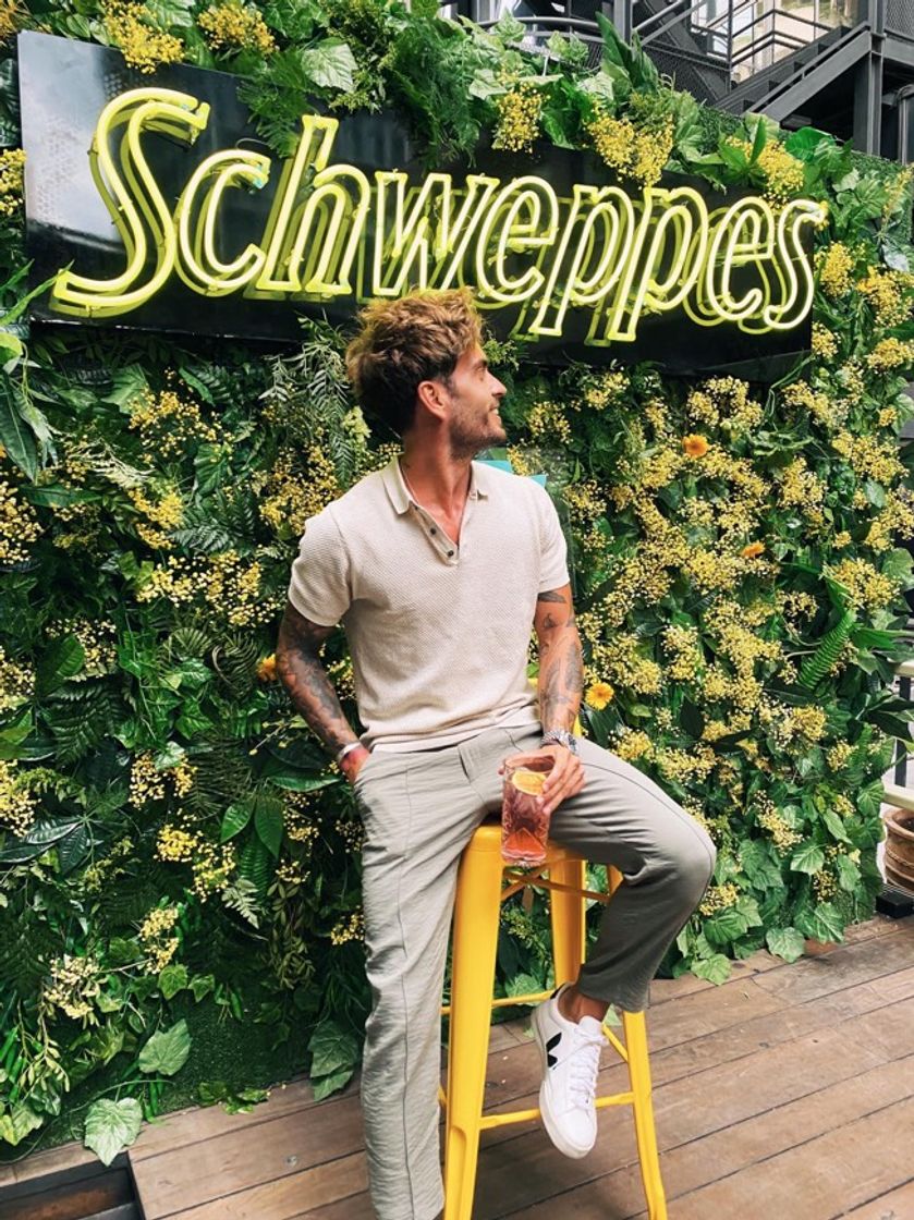 Fashion Yellow plans de Schweppes 