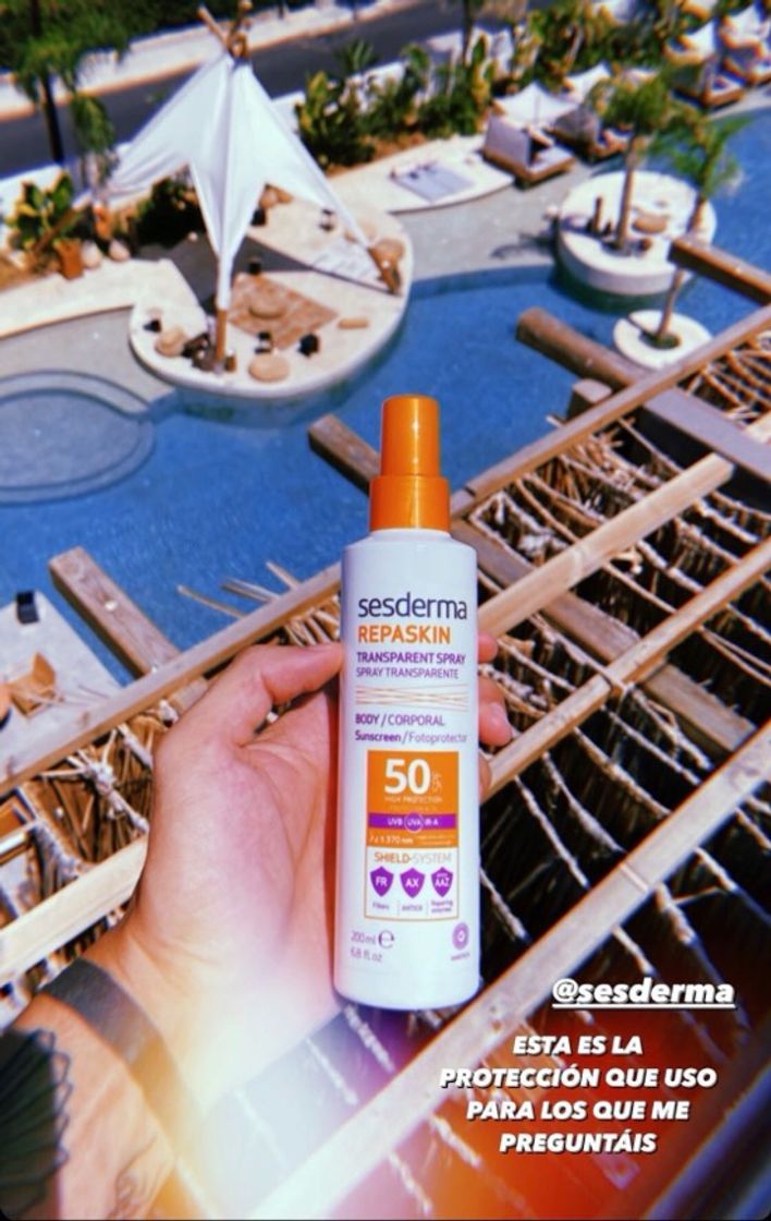 Moda REPASKIN Aerosol transparente SPF 50 | SESDERMA