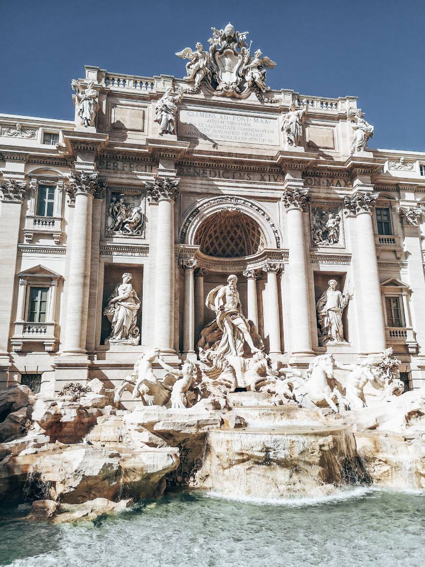 Lugar Fontana di Trevi