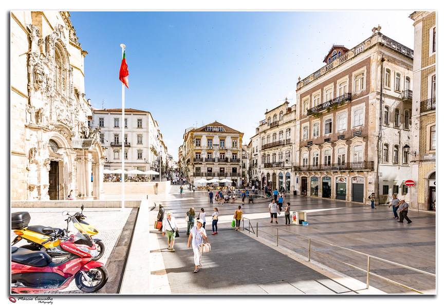 Place Praça 8 de Maio