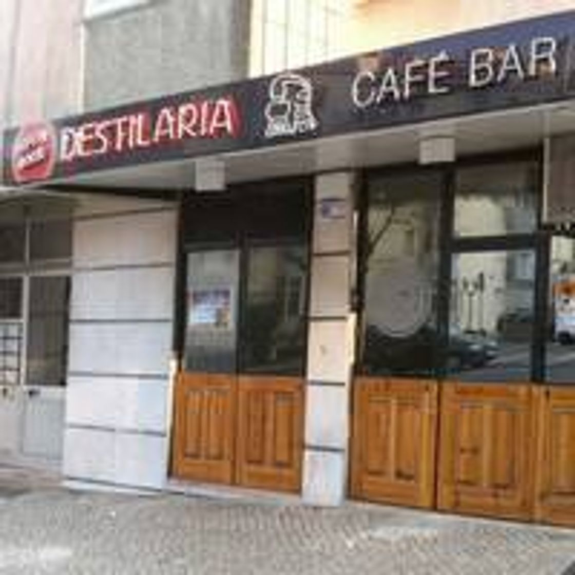 Restaurants Destilaria Bar .