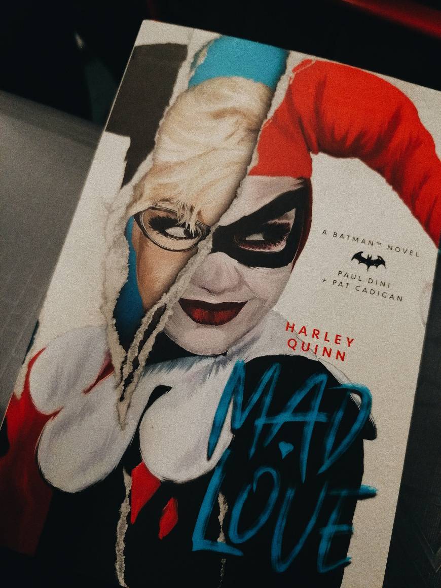 Book Harley Quinn