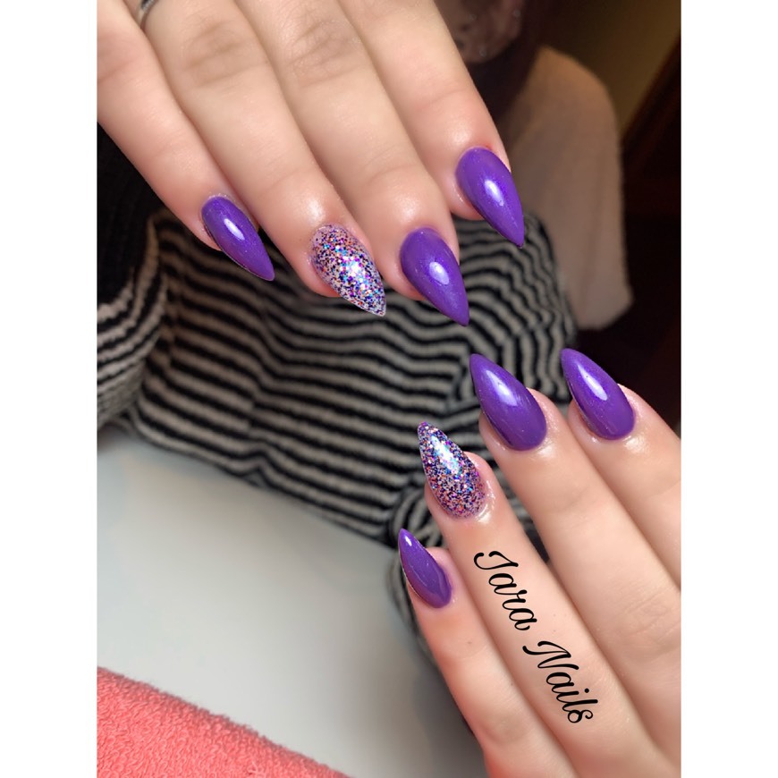 Fashion Iara Nails