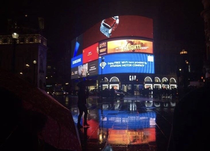 Lugar Piccadilly Circus