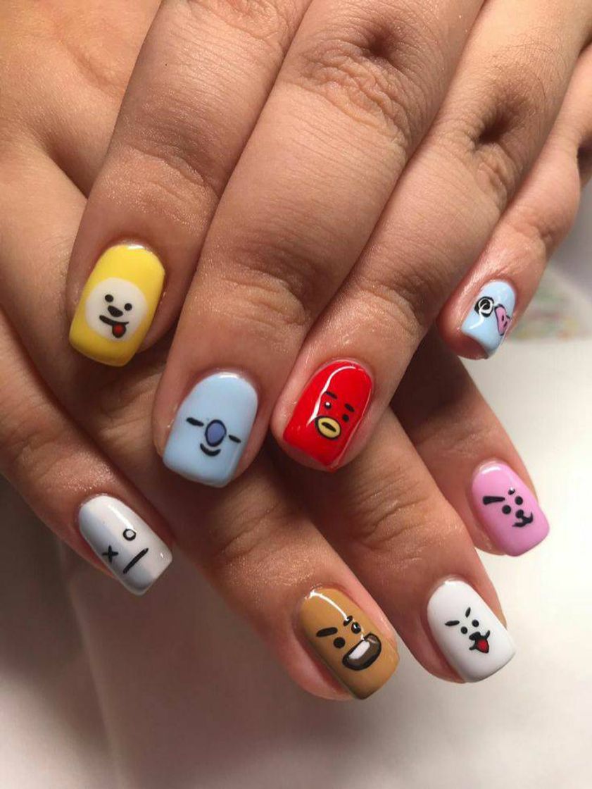 Moda Unhas Bt21