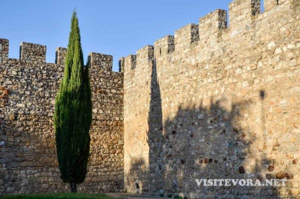 Lugar Cerca Medieval de Évora