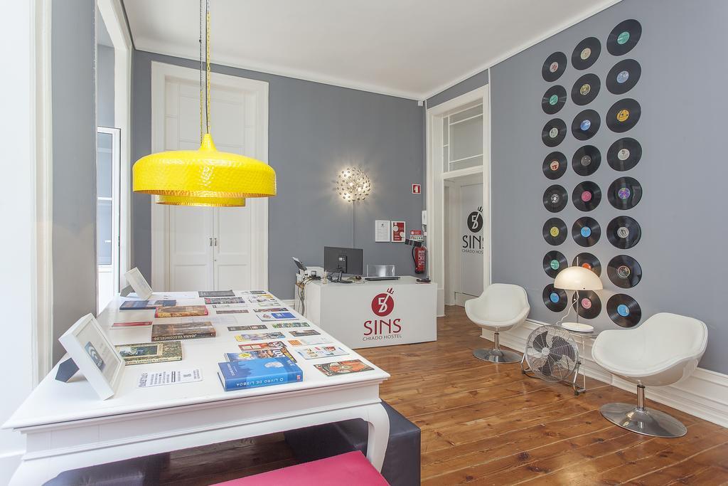 Place 5 Sins Chiado Hostel