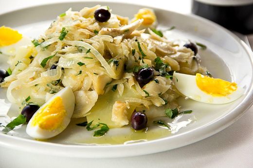 Bacalhau á Gomes de Sá