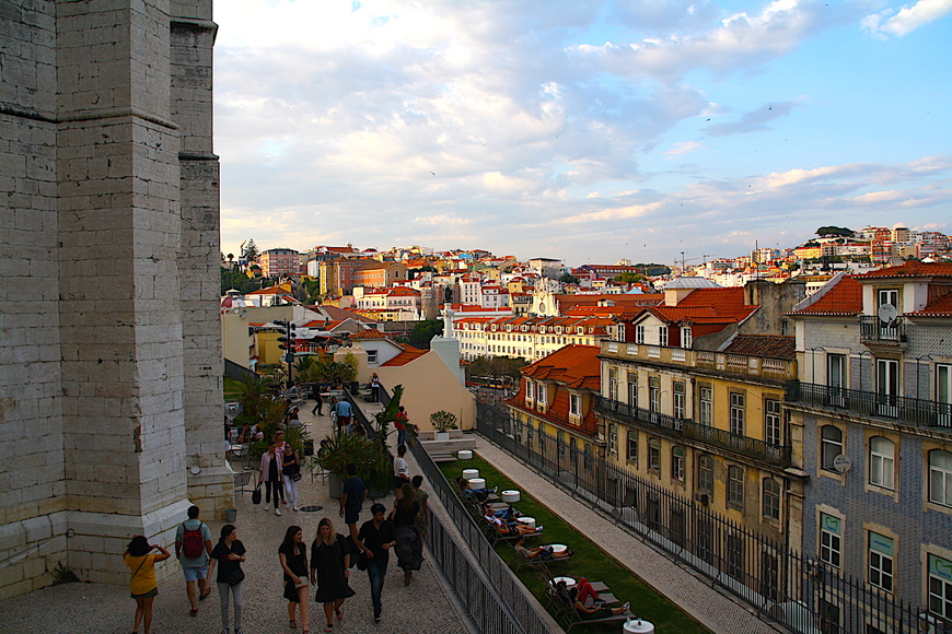 Place Topo Chiado