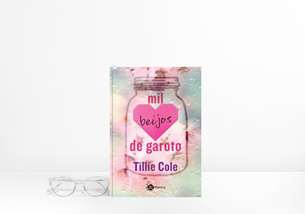 Book Mil Beijos de Garoto