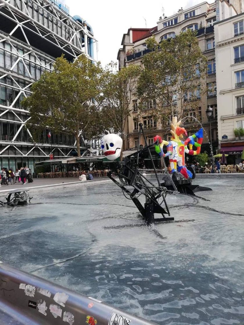 Lugar Centro Nacional de Arte y Cultura Georges Pompidou