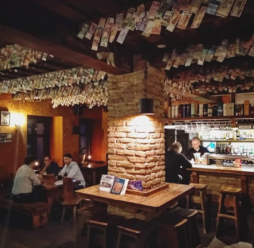 Restaurantes Būsi trečias