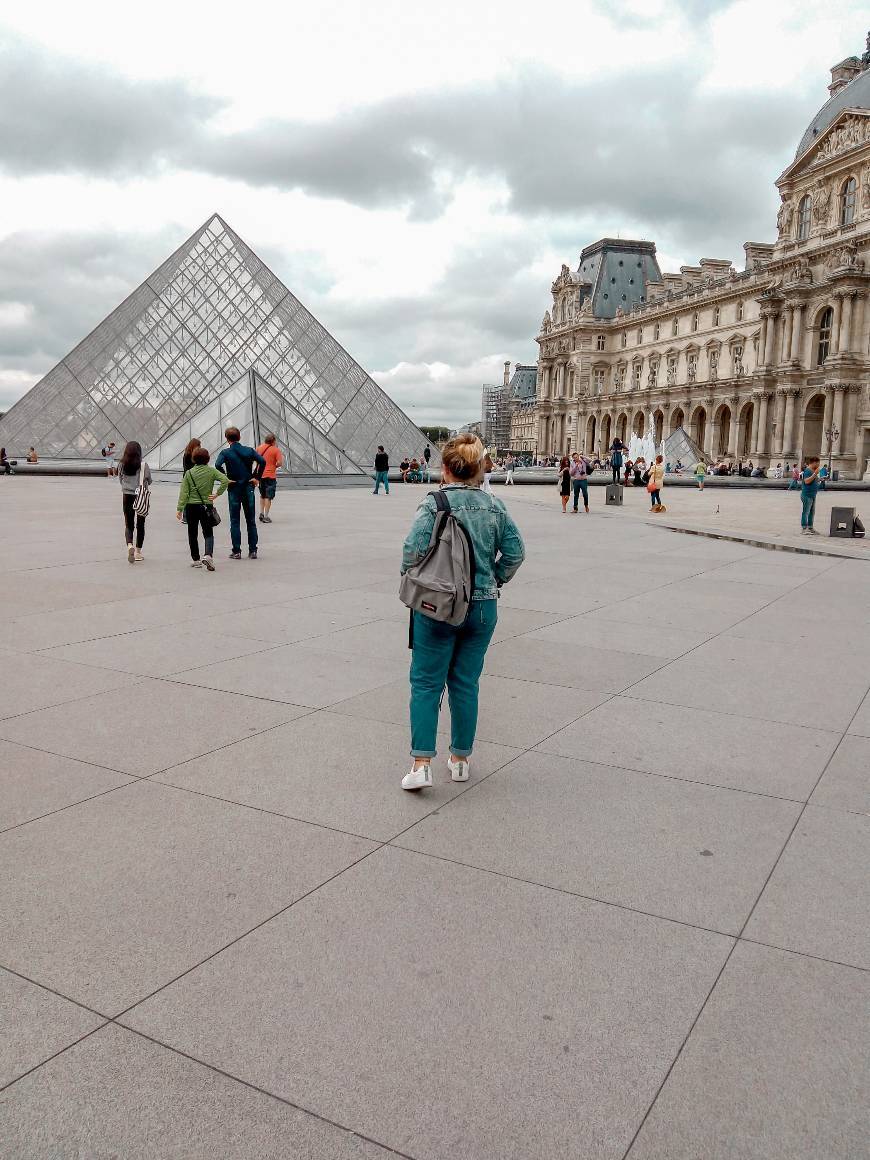 Lugar Museo del Louvre