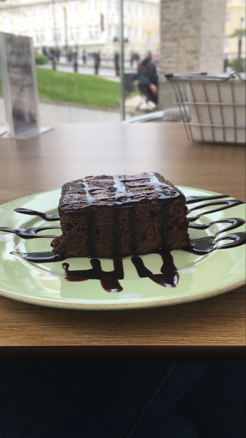 Restaurants BRIGS- conservas e brigadeiros 