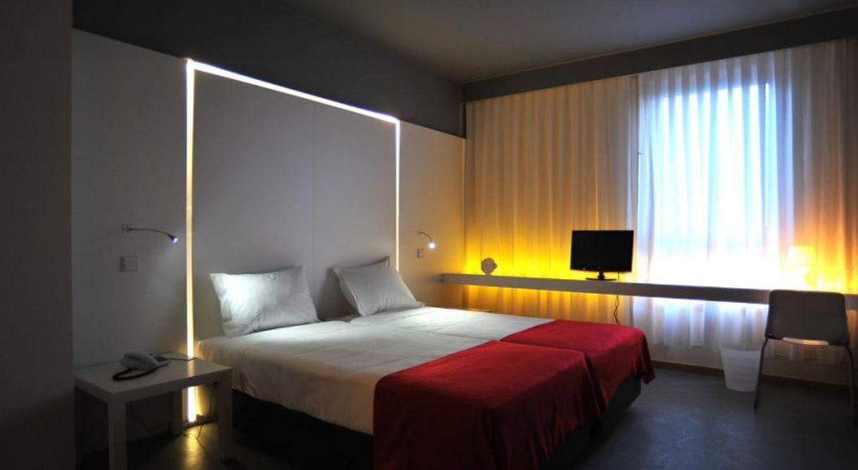 Place Hotel Basic Braga by Axis, Portugal - Booking.com
