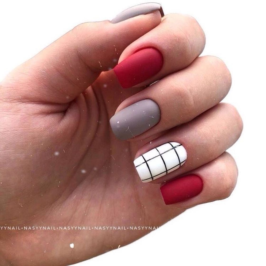 Social Nails