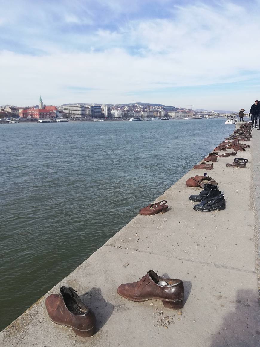 Lugar Shoes on the Danube Bank