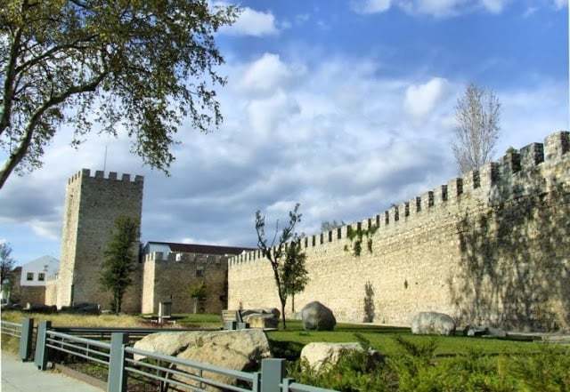 Lugar Cerca Medieval de Évora