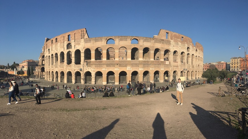 Lugar Coliseo de Roma