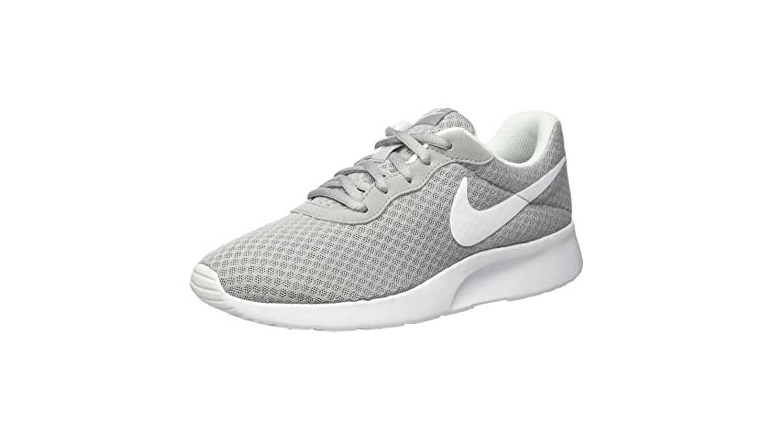 Social Nike Tanjun, Zapatillas de Running para Mujer, Gris