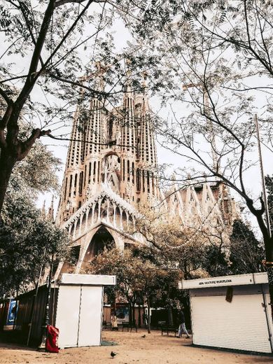 Plaça de la Sagrada Família