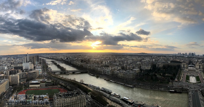 Place Torre Eiffel